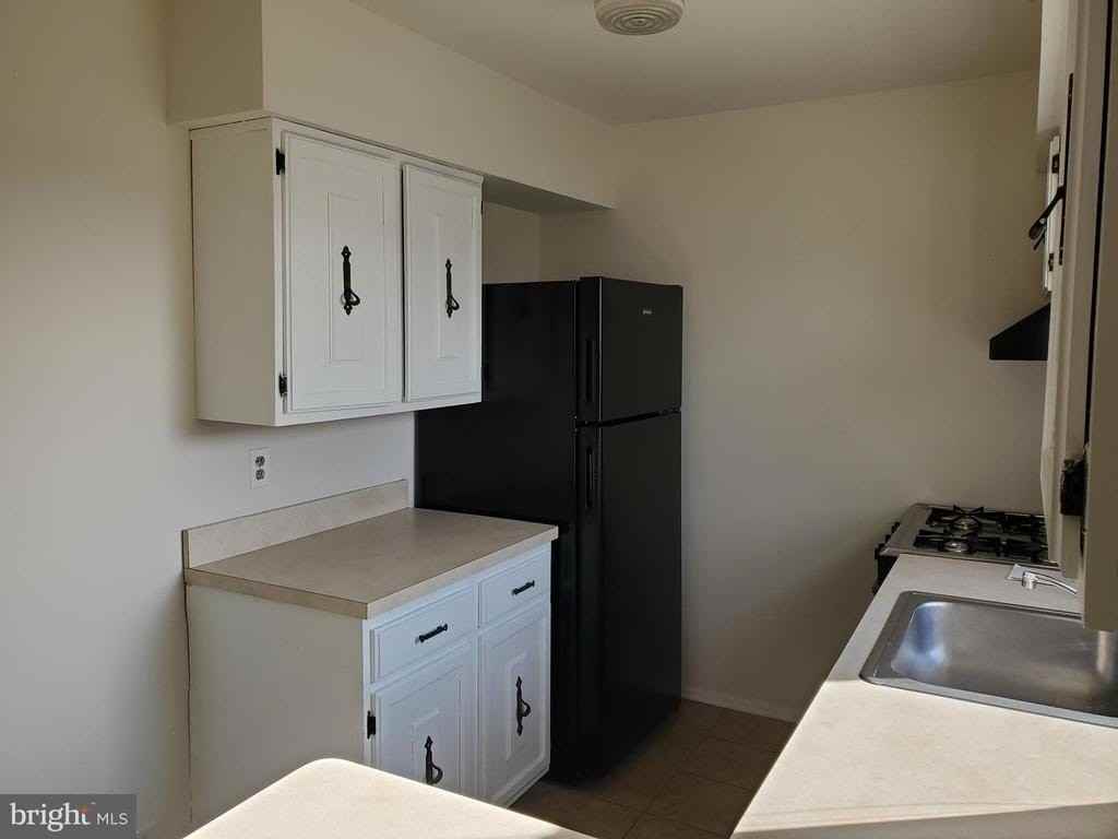 2418 David Dr #2 - Photo 5 of 14