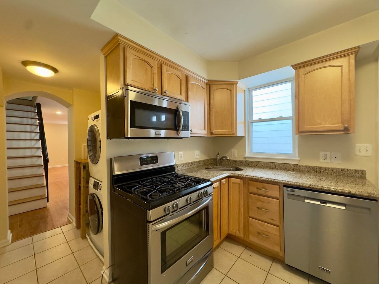 513 S Madeira St - Photo 7 of 20