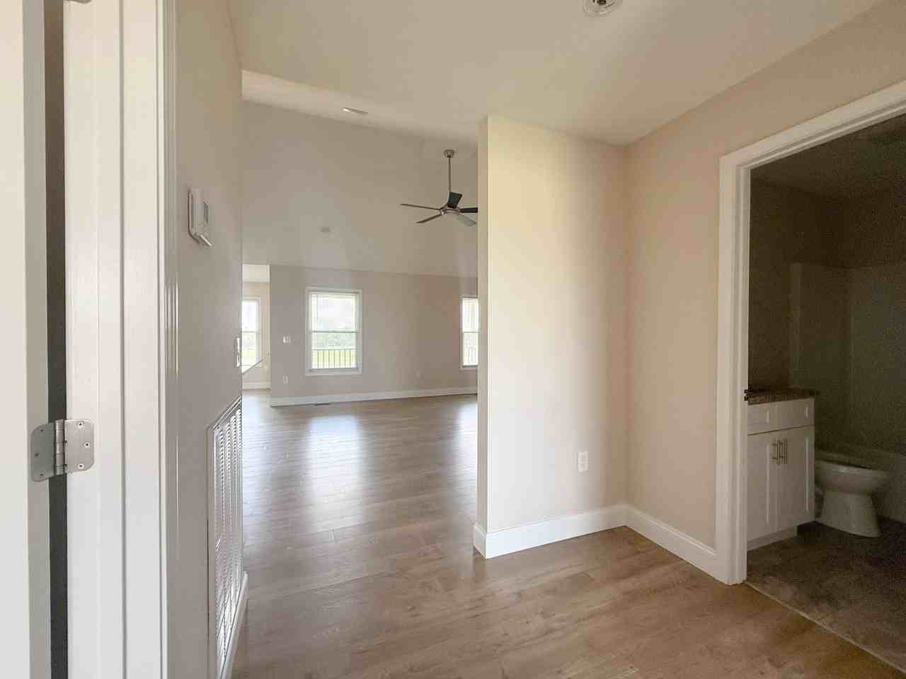 2731 Cook Rd - Photo 2 of 31