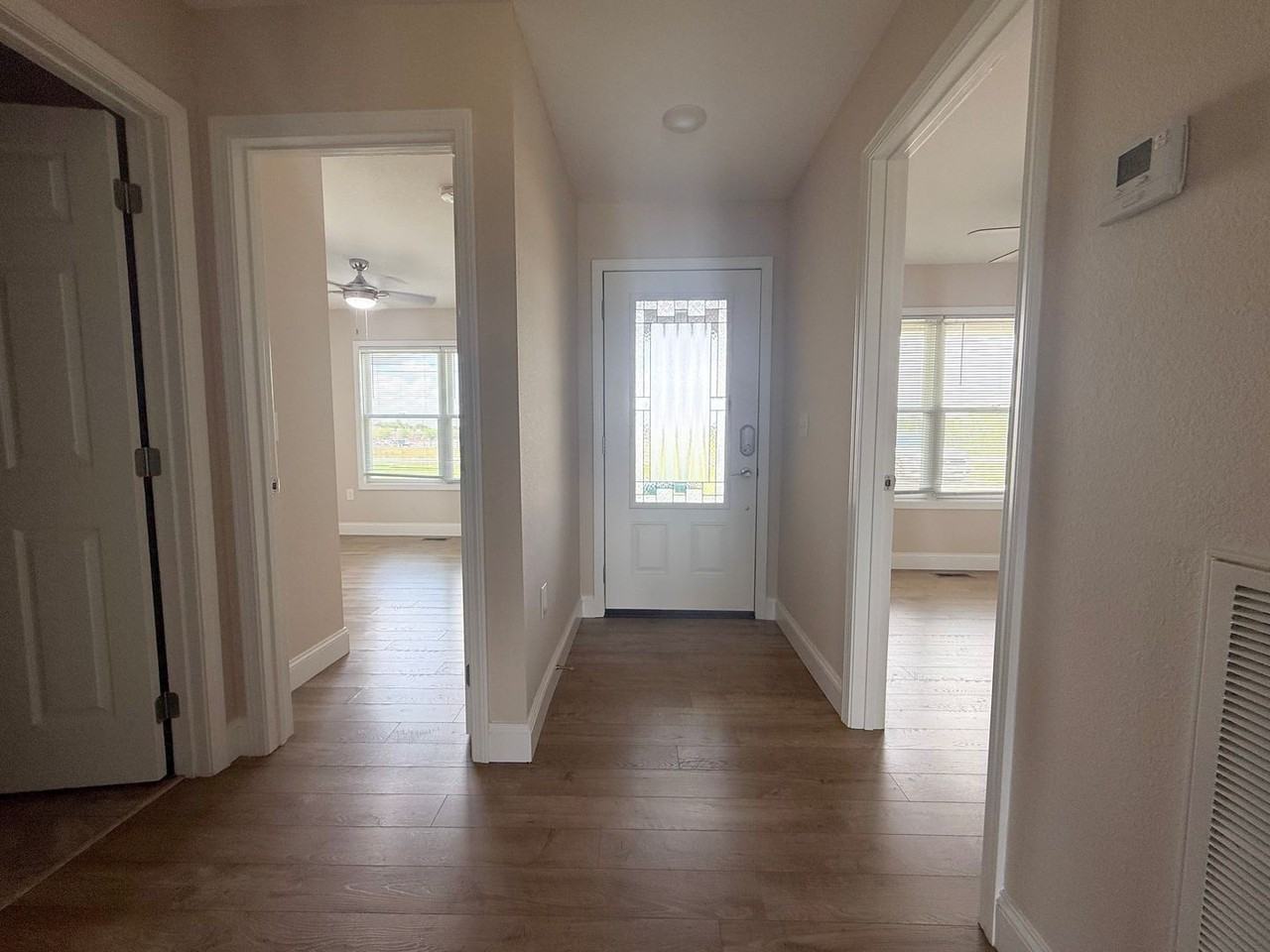 2731 Cook Rd - Photo 3 of 31
