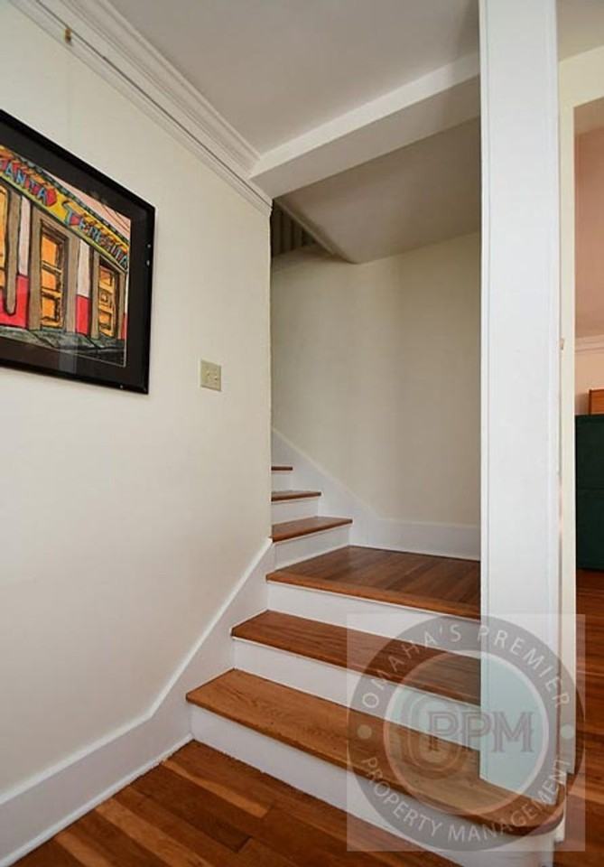 4806 Webster St - Photo 6 of 19