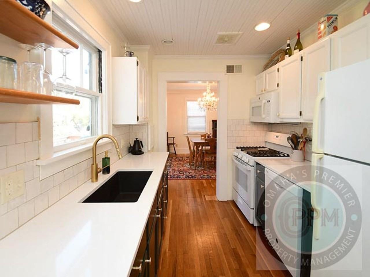 4806 Webster St - Photo 7 of 19