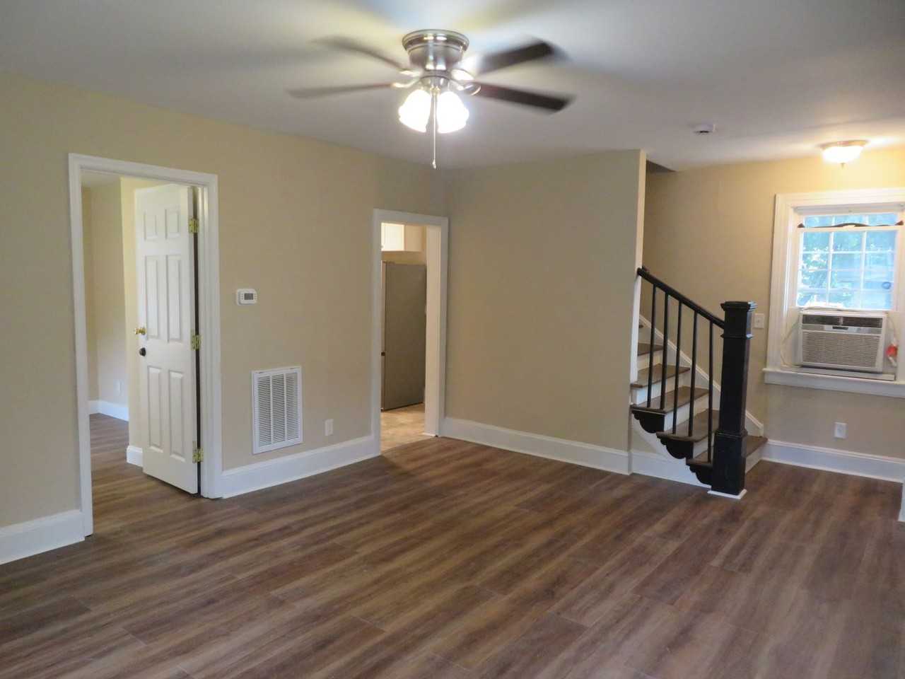 331 Glenwood Ct - Photo 4 of 29