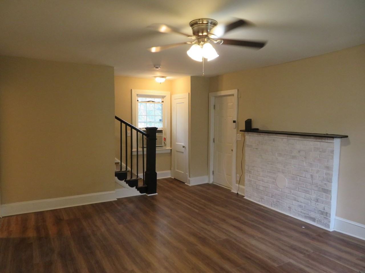331 Glenwood Ct - Photo 5 of 29