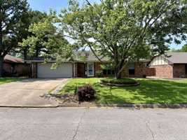 featured image of 9612 Apple Gate Dr