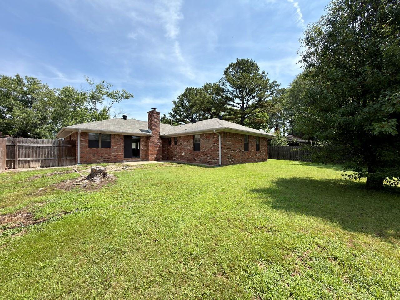 9612 Apple Gate Dr - Photo 3 of 23