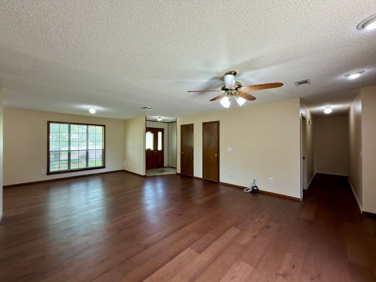 9612 Apple Gate Dr - Photo 6 of 23