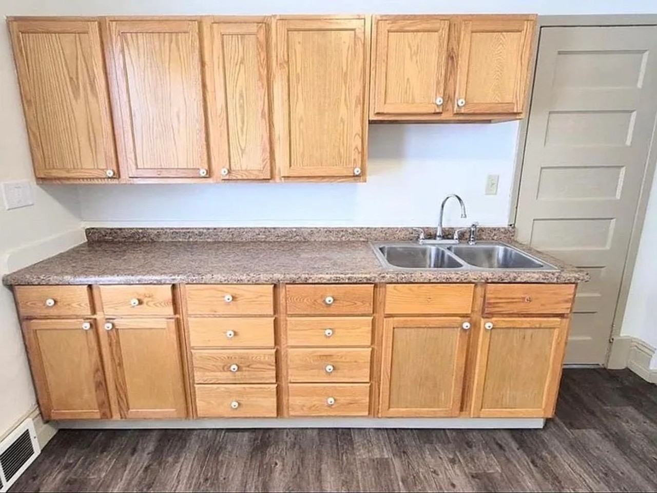315 Aurora Ave - Photo 5 of 16