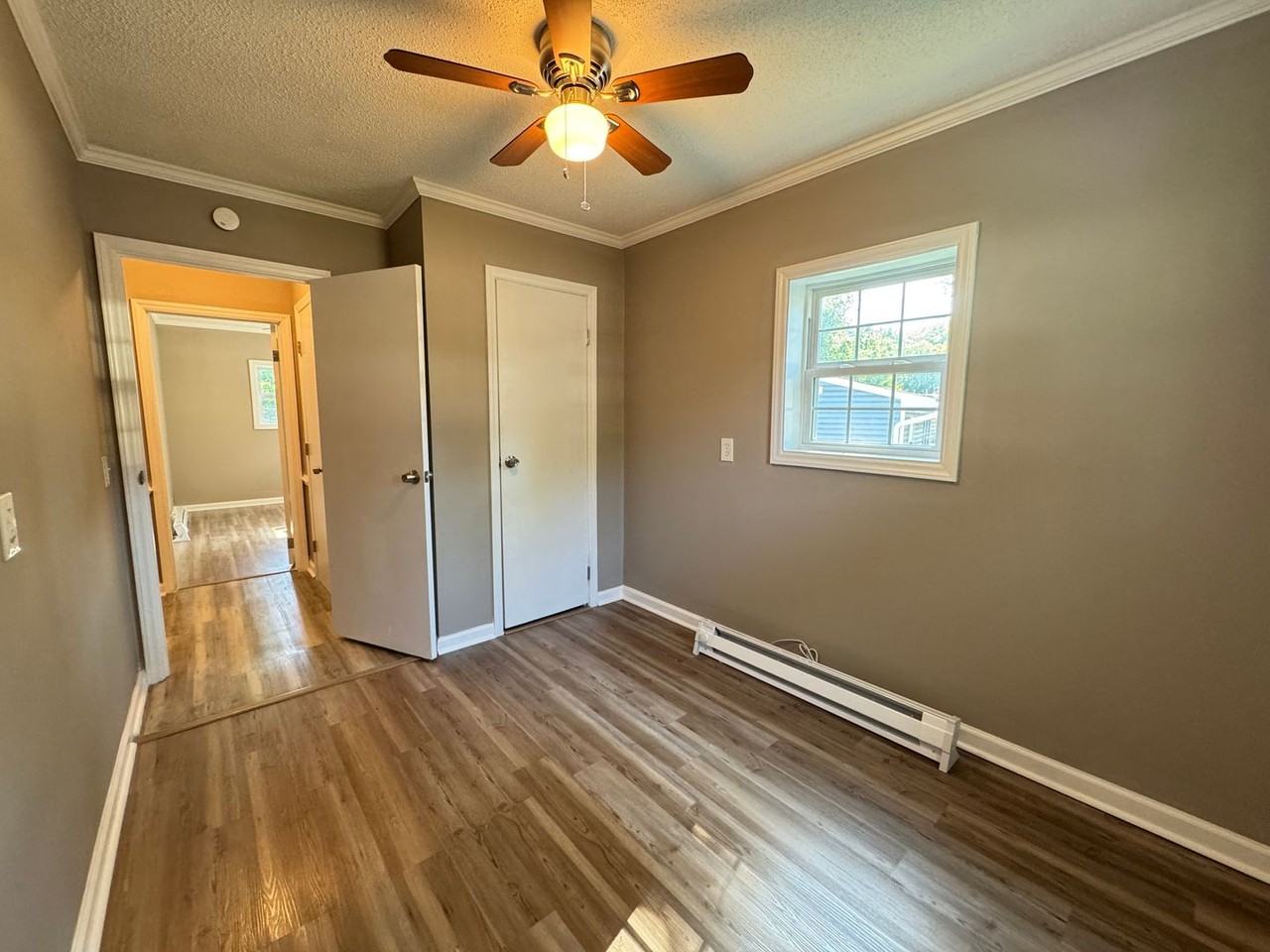 412 W Atlantic St - Photo 4 of 8