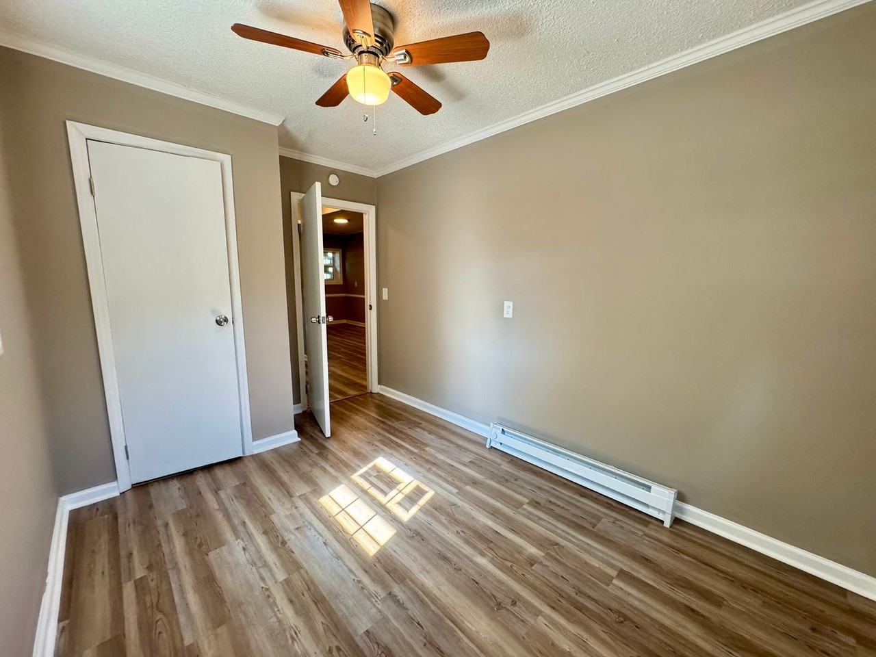 412 W Atlantic St - Photo 6 of 8