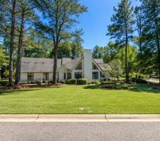 featured image of 2900 Middlesex Rd