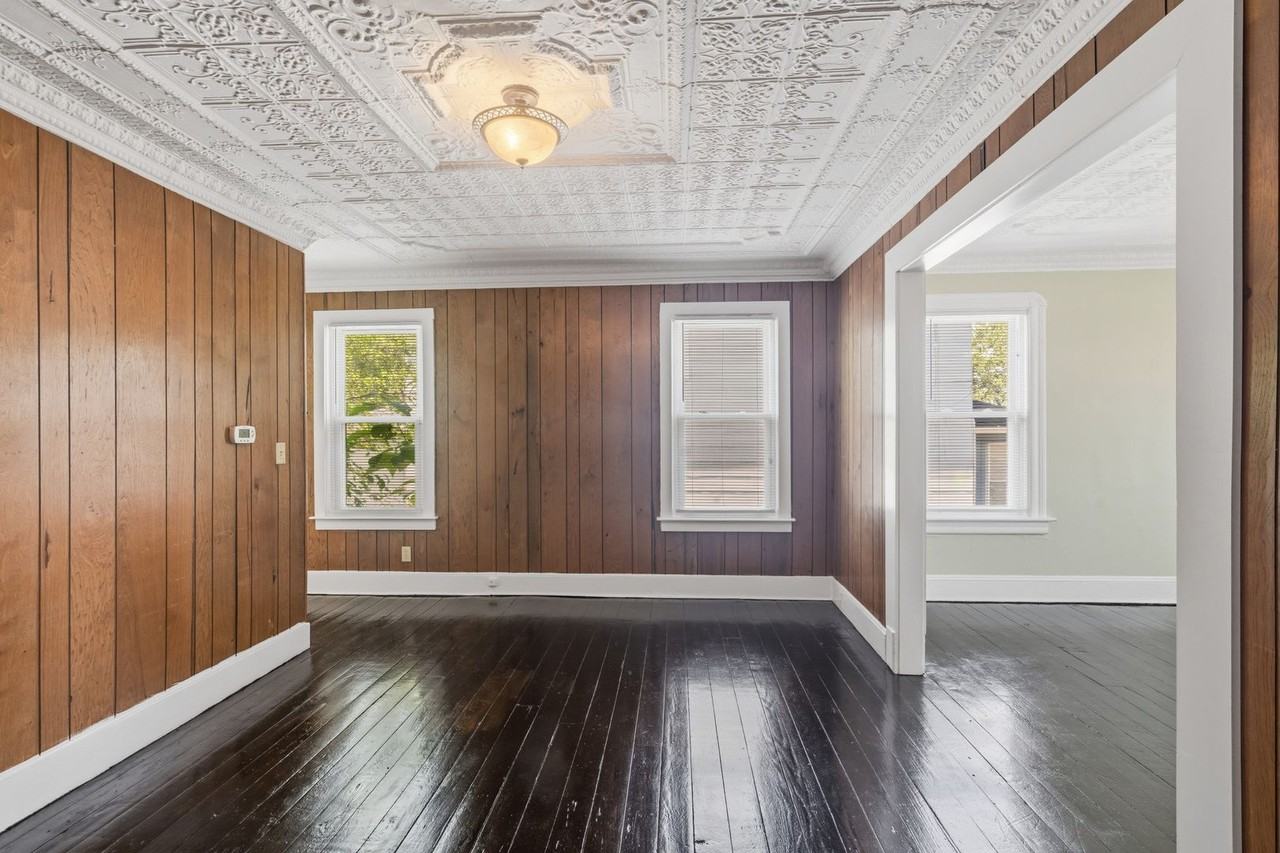 1391 Worcester St - Photo 5 of 17