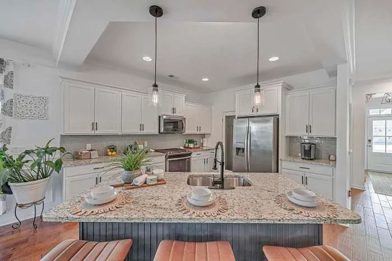 217 Clear Sky Ln - Photo 7 of 37