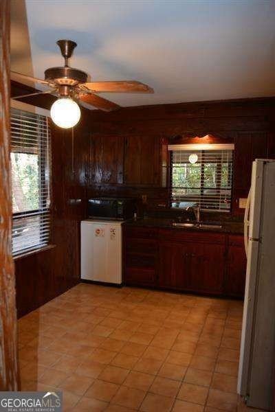 1491 Emory Rd Ne #A - Photo 7 of 25