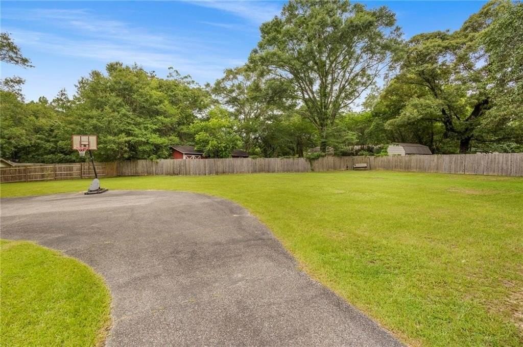 2316 Woodland Rd - Photo 5 of 42