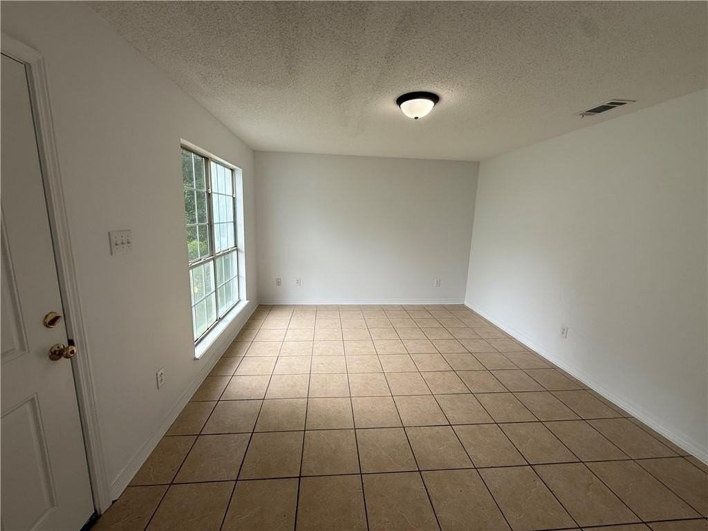 307 4th Ave - Photo 5 of 16