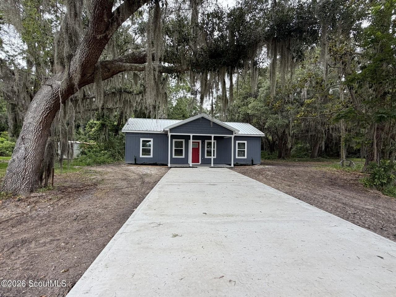 656 Ridge Rd - Photo 2 of 19