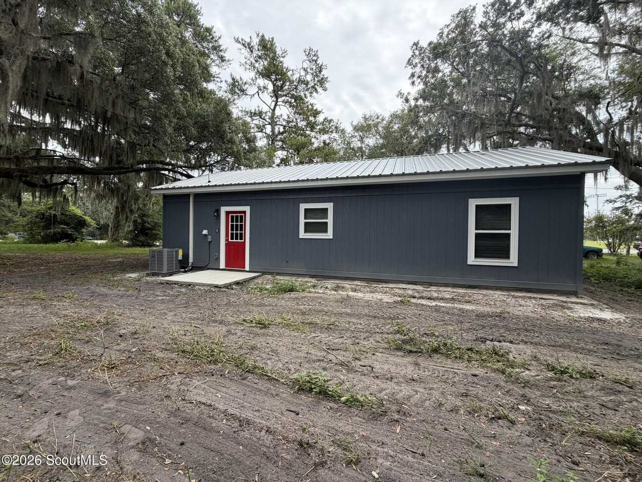 656 Ridge Rd - Photo 4 of 19