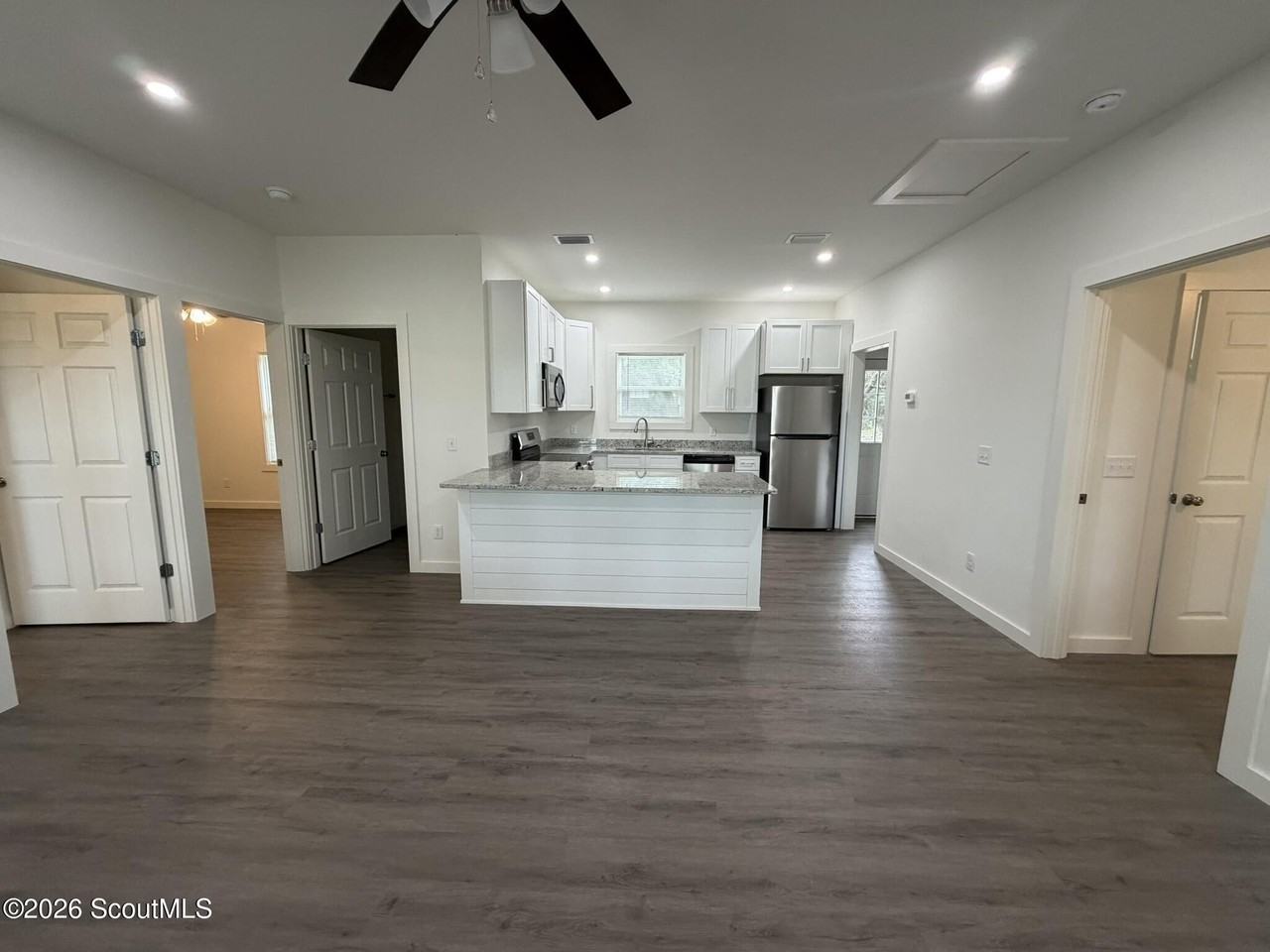 656 Ridge Rd - Photo 6 of 19