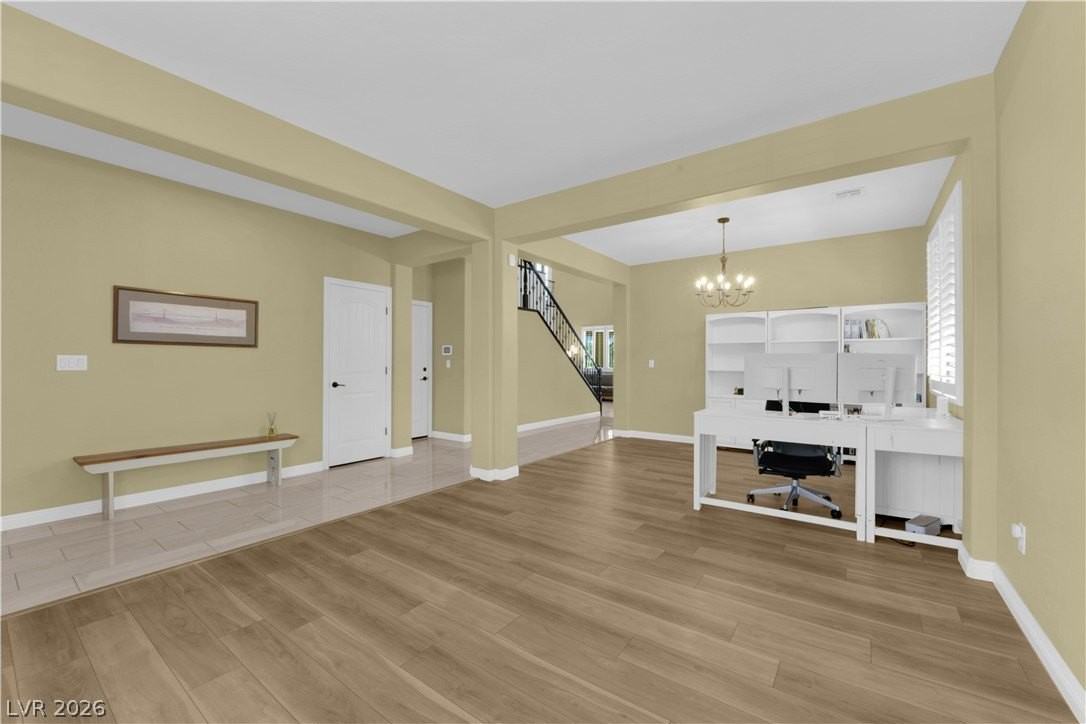 608 Highland Bluff Way - Photo 4 of 50