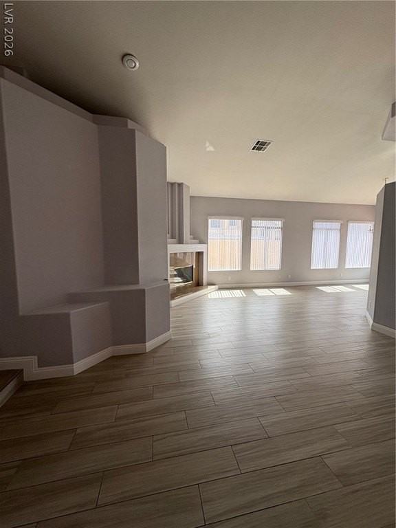 8727 Stockholm Ave - Photo 3 of 39