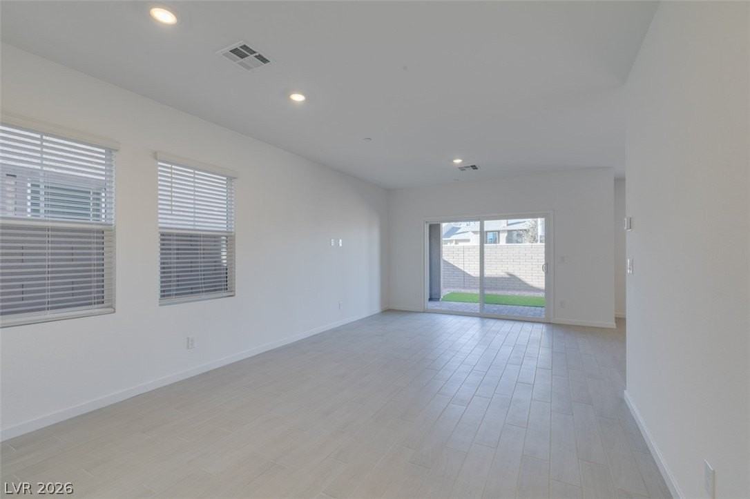 405 Isla Enclave Way - Photo 5 of 46