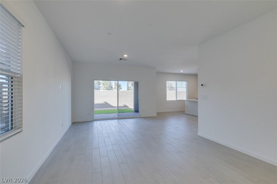 405 Isla Enclave Way - Photo 7 of 46