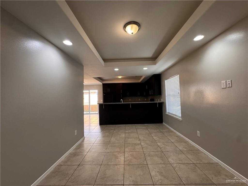 3828 W Sarah Evans #4 - Photo 3 of 27