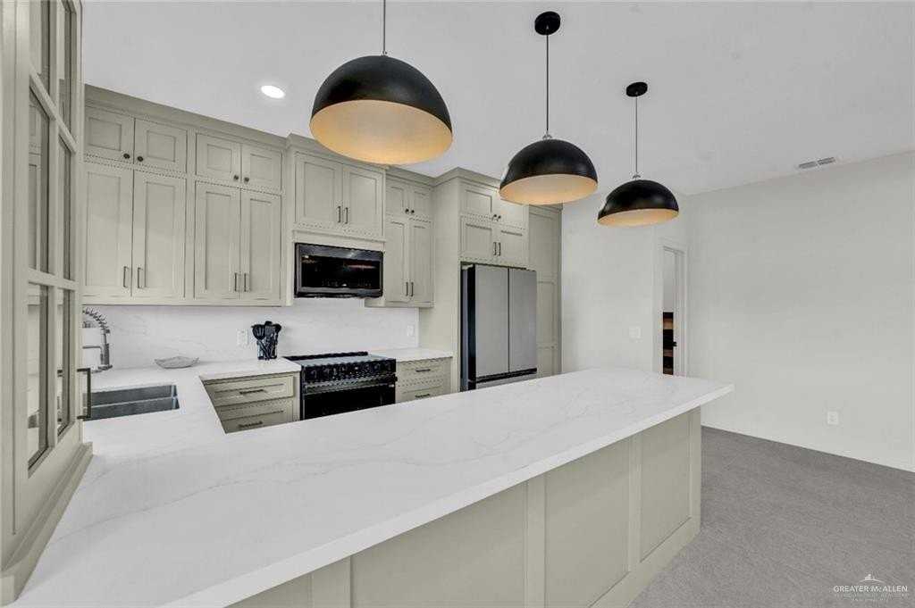 920 S Bicentennial Blvd - Photo 6 of 26