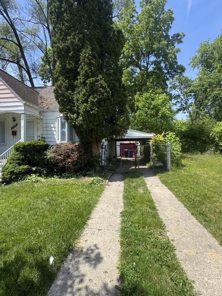 17331 Braile St - Photo 2 of 11