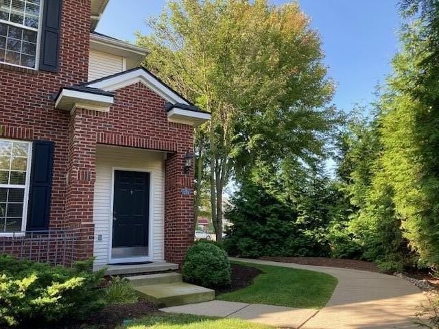 229 Scio Village Ct #211 - Photo 2 of 20