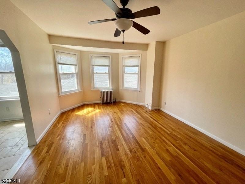 259 Speedwell Ave - Photo 4 of 18