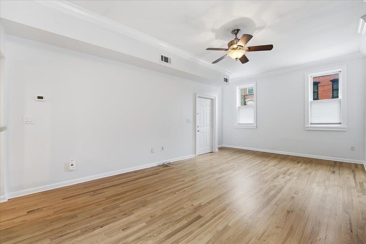 941 Garden St #1 - Photo 5 of 23