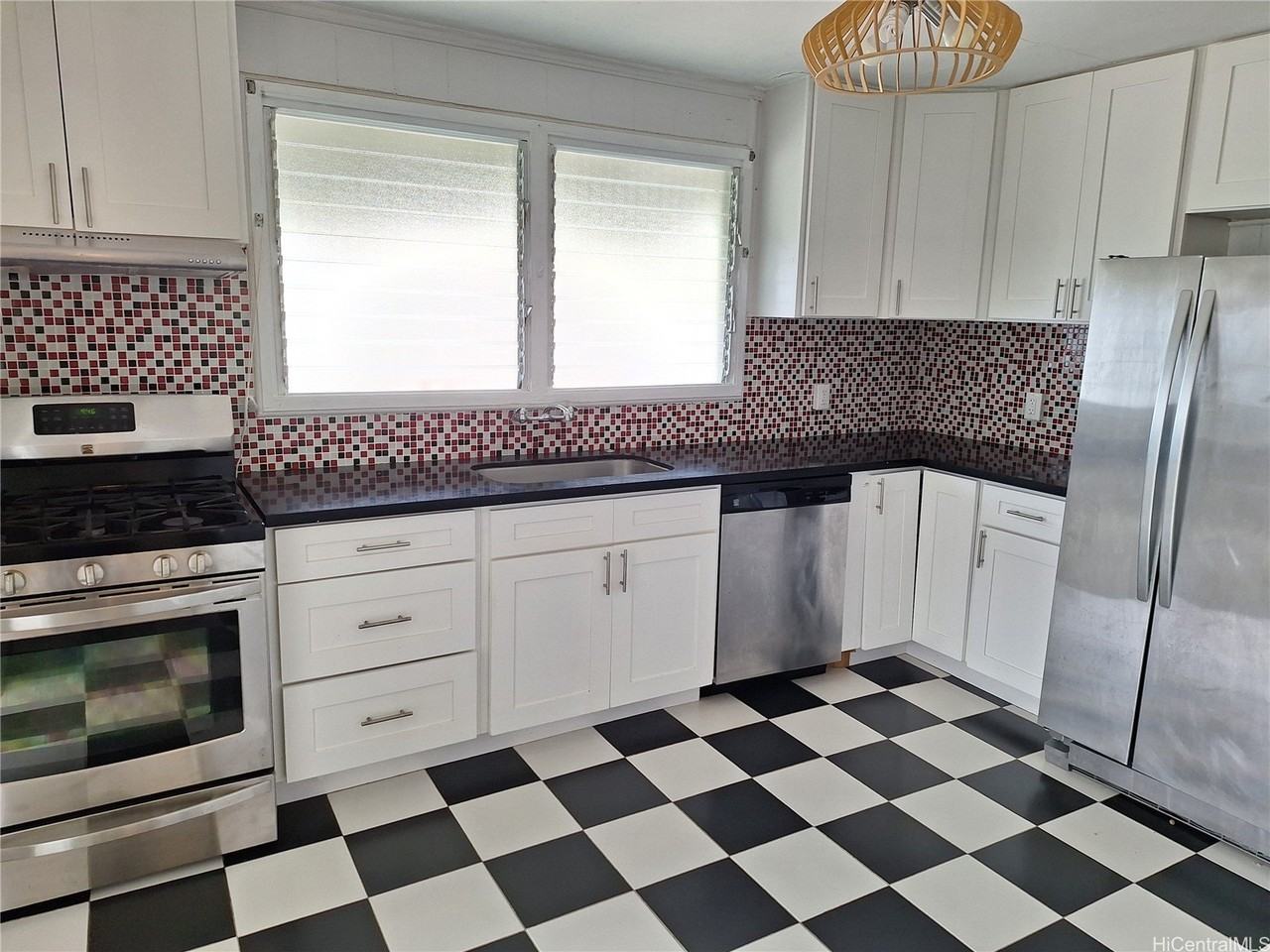 819 Puunani Pl #A - Photo 5 of 20