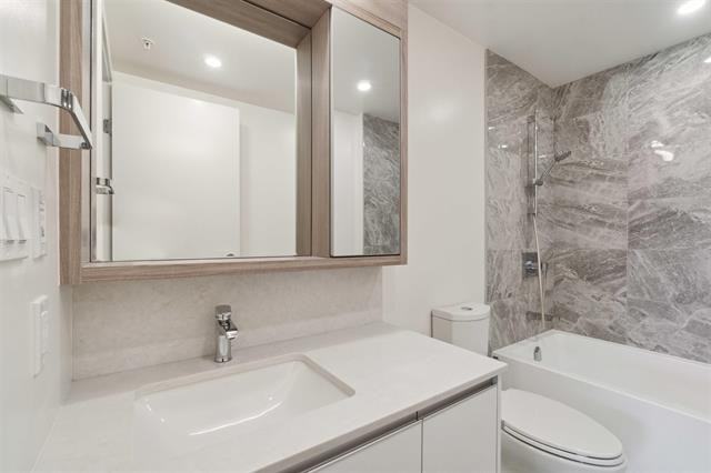 6633 Buswell Street #503 - Photo 6 of 19