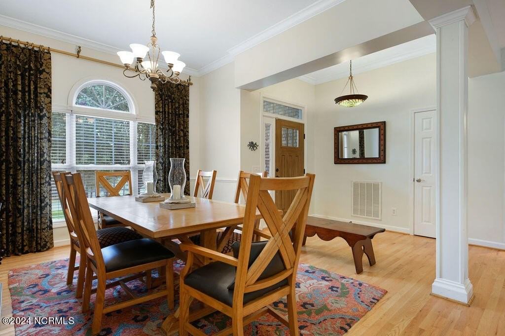 35 Bedford Cir - Photo 4 of 28