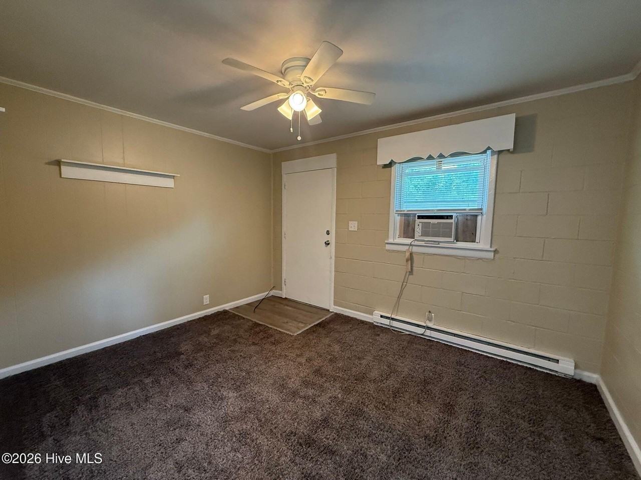 165 Lakewood Dr #A - Photo 3 of 7