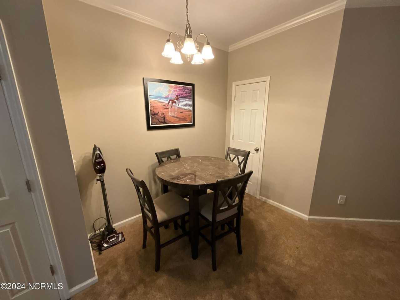 236 Glenhaven Ln - Photo 5 of 16