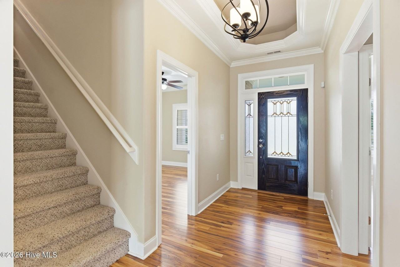 1226 Nightingale Ct - Photo 5 of 50