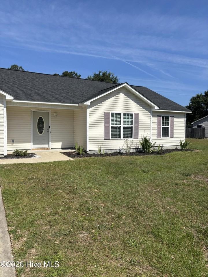 158 Ashbury Park Ln - Photo 2 of 29
