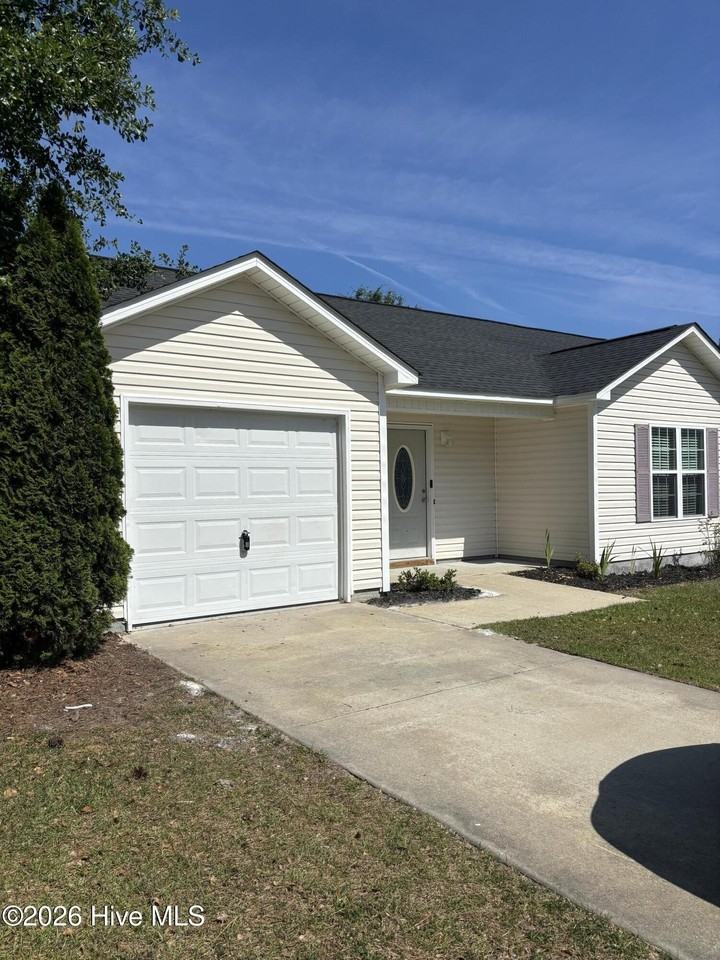 158 Ashbury Park Ln - Photo 3 of 29