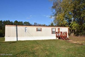 featured image of 1411 Diamond Ln