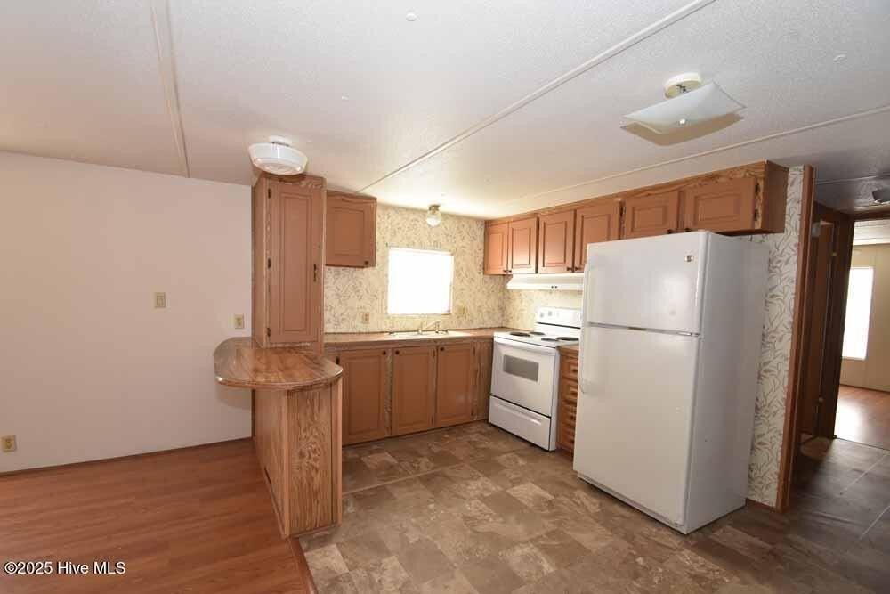 1411 Diamond Ln - Photo 6 of 13