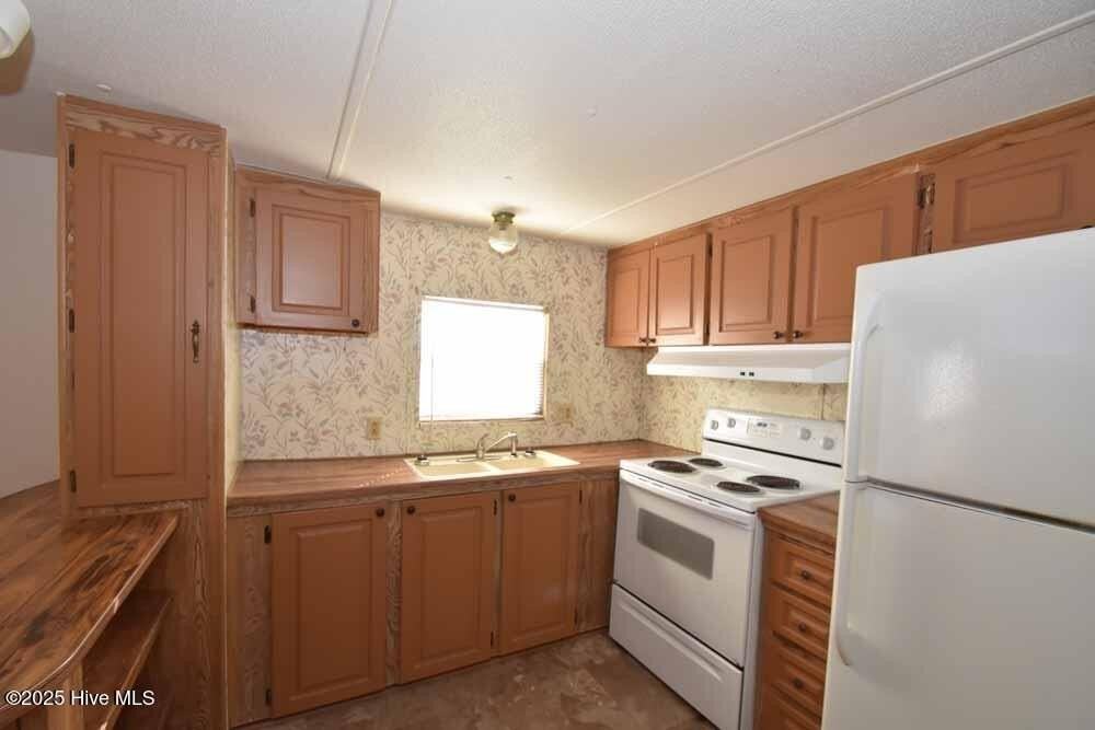 1411 Diamond Ln - Photo 7 of 13