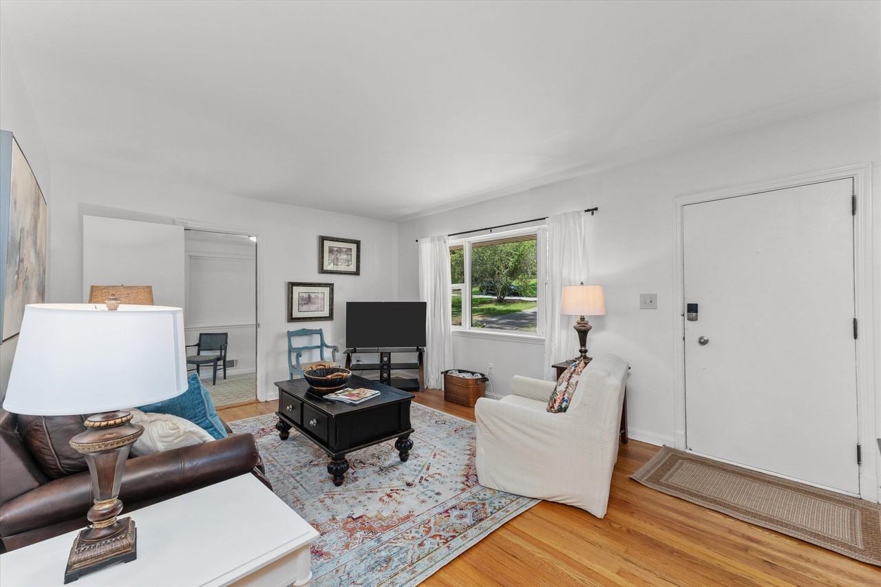 2408 Hiawassee Rd - Photo 6 of 26