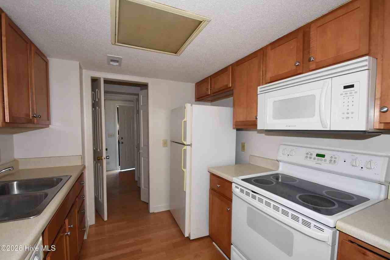 1829 Quail Ridge Rd #K - Photo 5 of 23