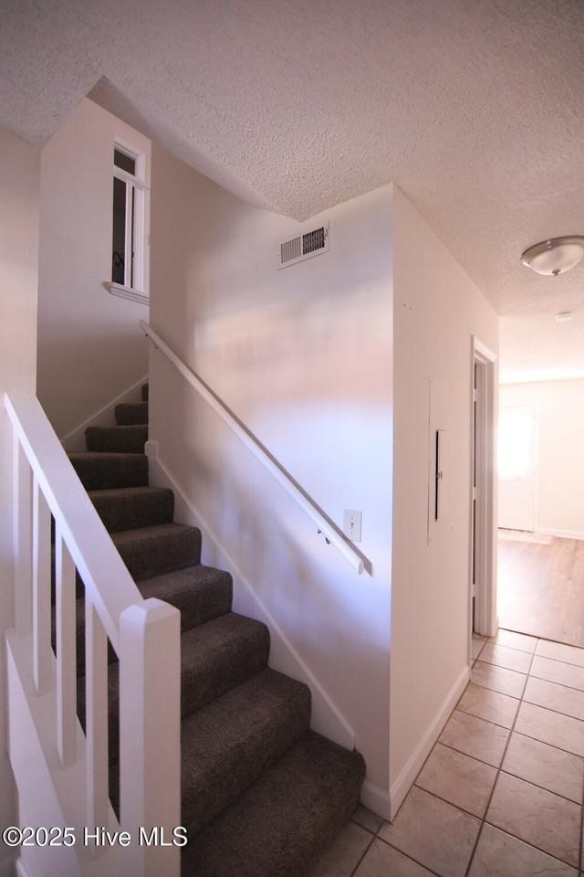 2007 Quail Ridge Rd #M - Photo 4 of 21