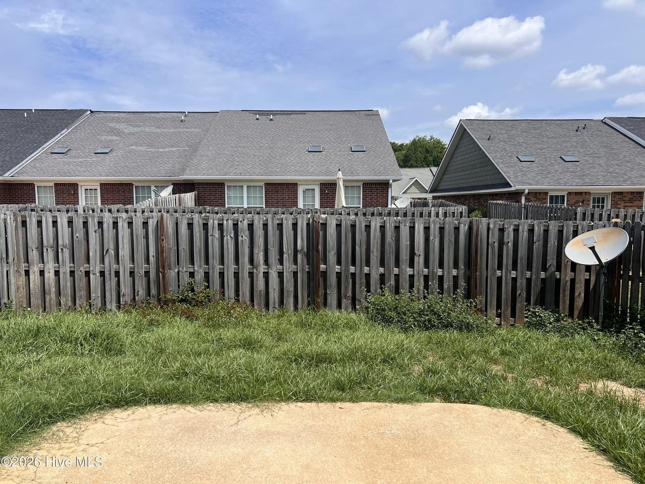 823 Bryan Cir - Photo 6 of 6