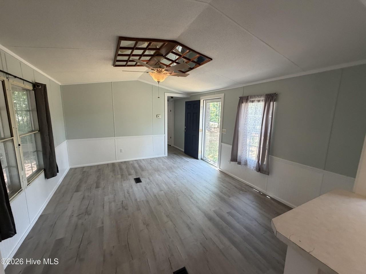 5556 Anchor Village Ln - Photo 4 of 12