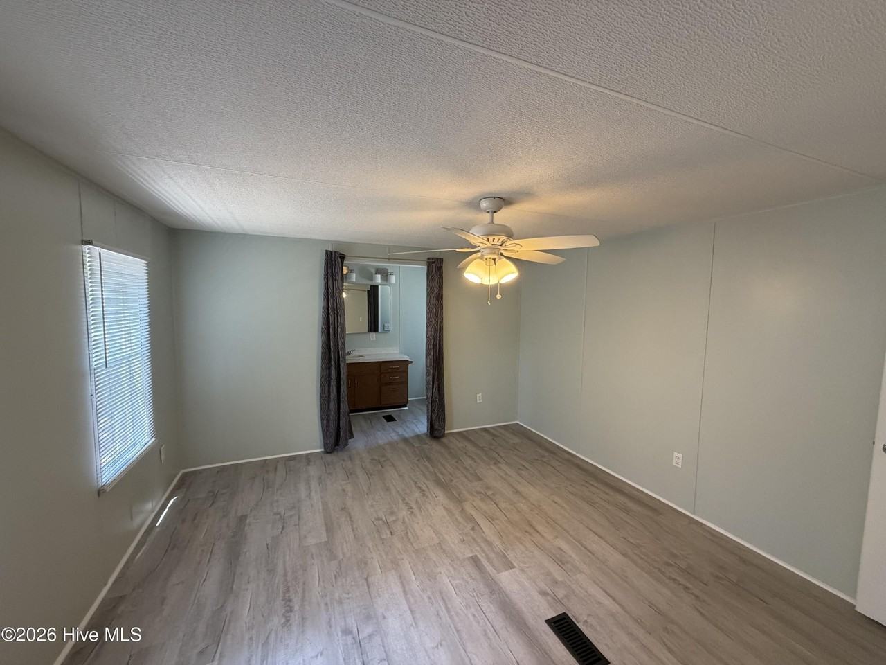 5556 Anchor Village Ln - Photo 7 of 12